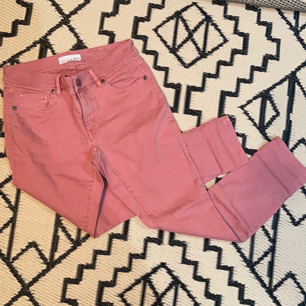 Loft pink skinny pants size 2 petite